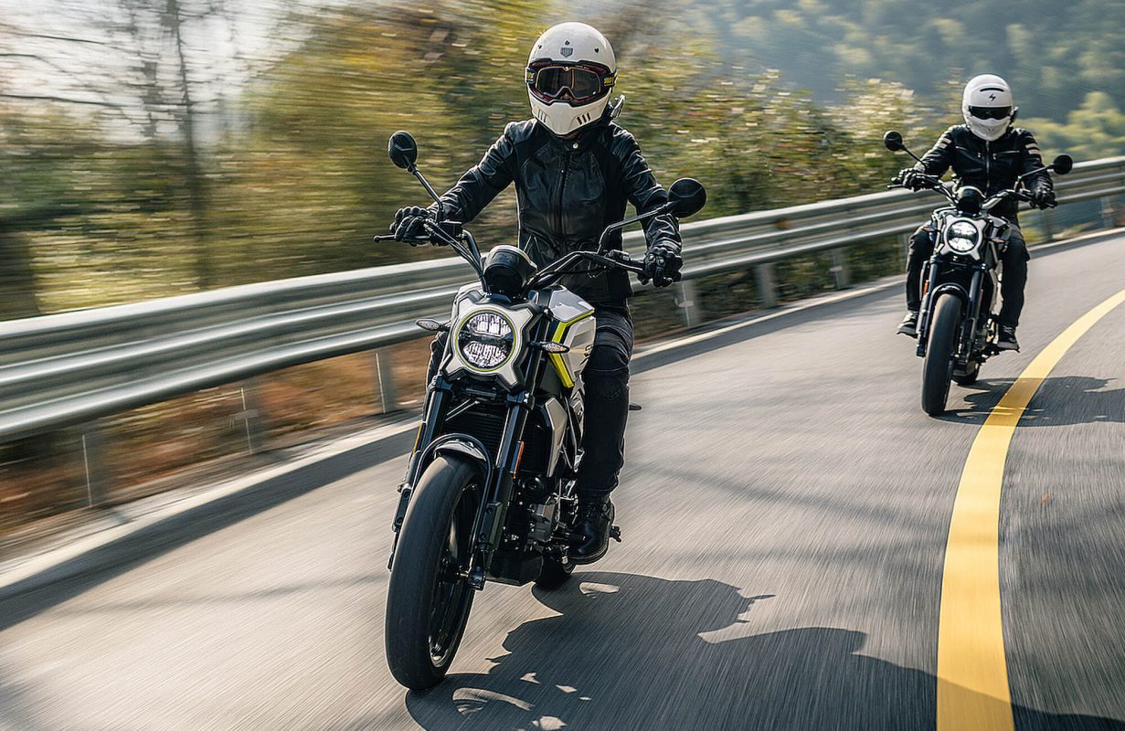 cfmoto 300cl-x abs motocikl