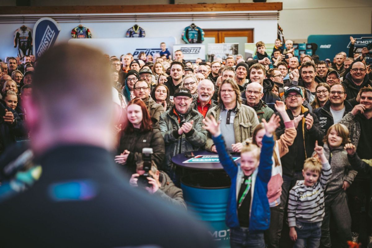 predstavljanje cfmoto pruestel gp tim 2023