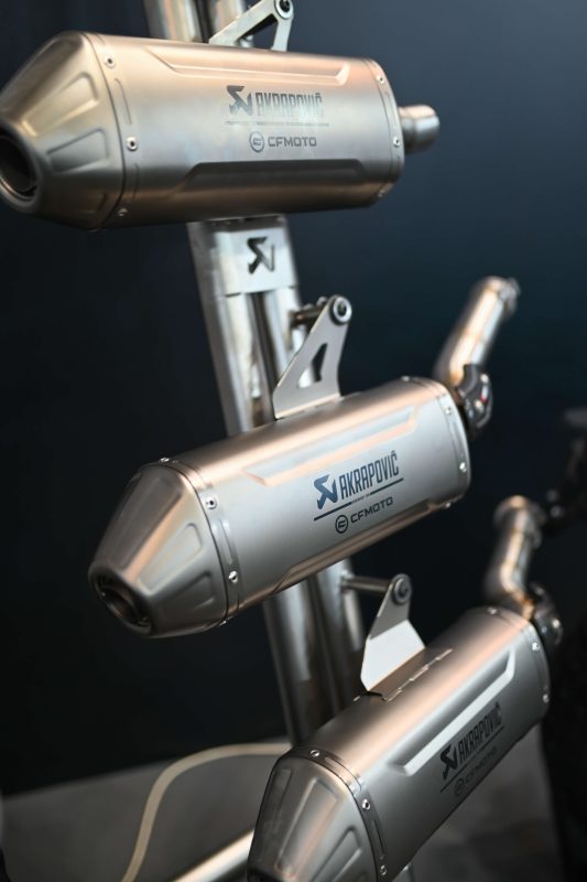 Cfmoto Akrapovic 1